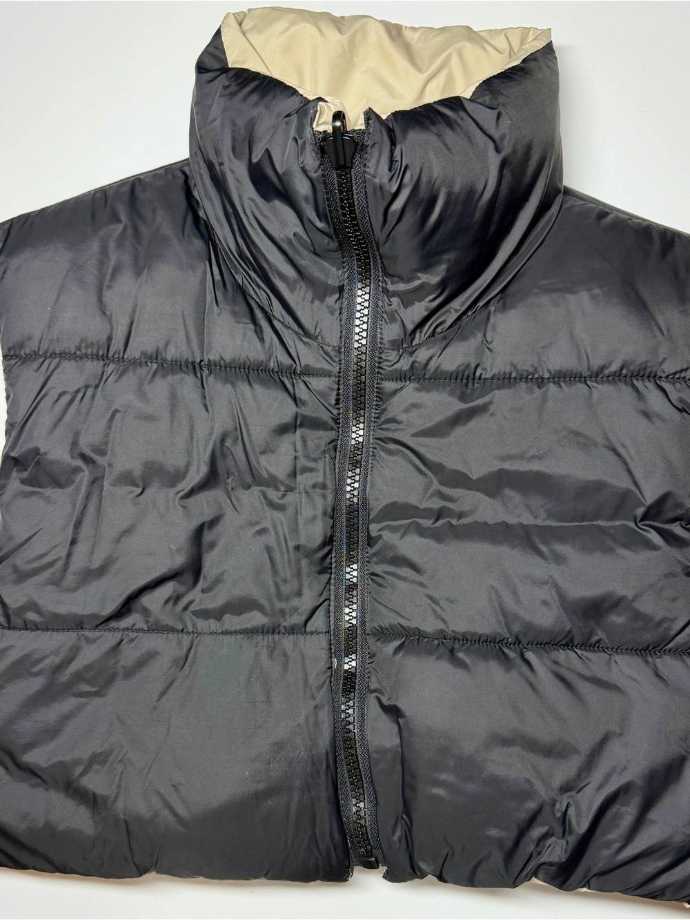 ZARA Reversible Cropped Puffer Vest Black Cream Small